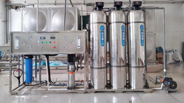 师宗县第二中学开通校园直饮水热水淋浴服务