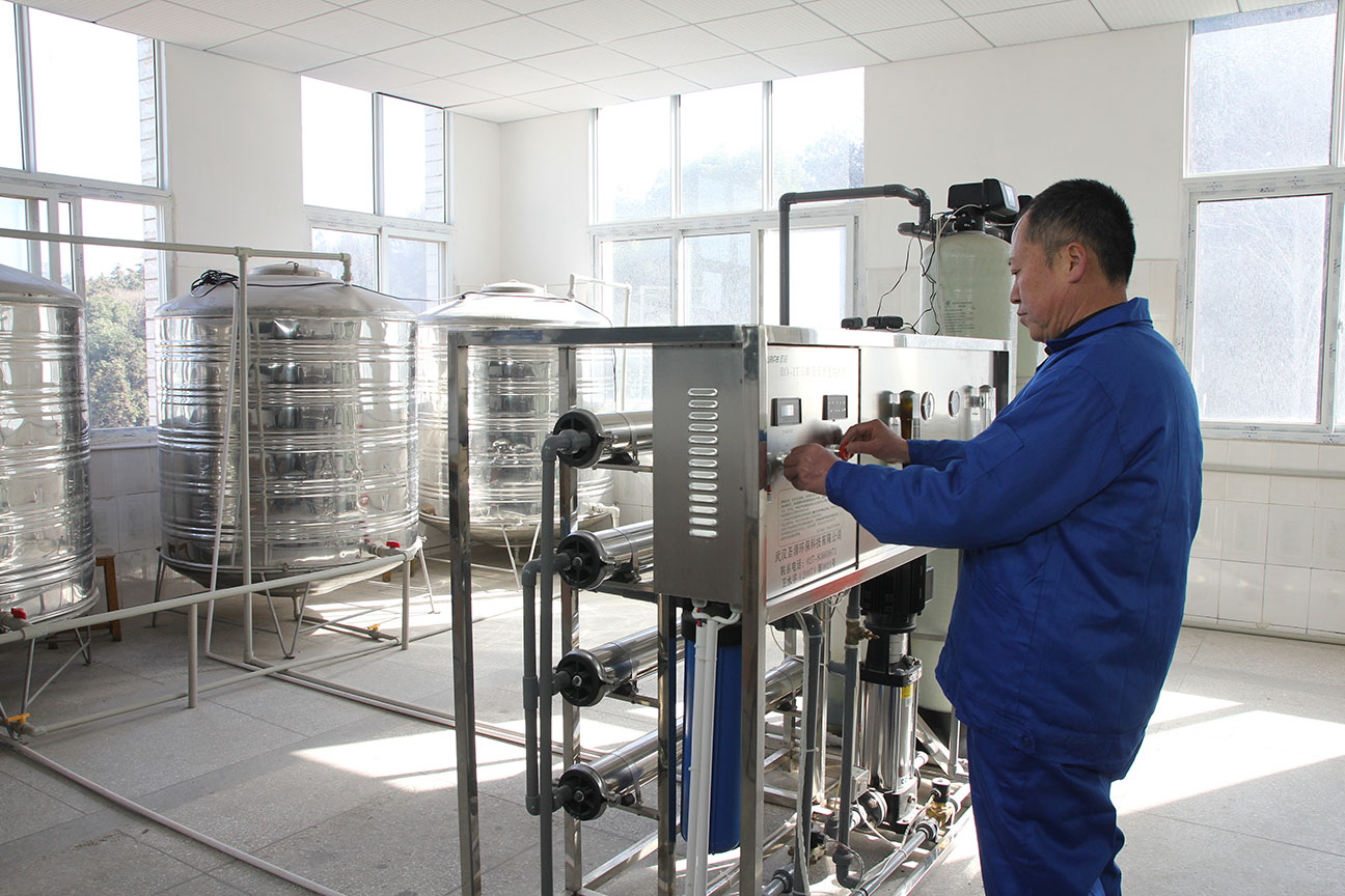 江苏省沛县栖山中学开通直饮水设备